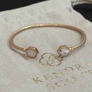 Kendra Scott Jamie Bracelet in rose gold with mother of pearl